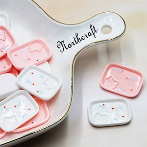 Resin Cat Dish Cabochons: Kitchenware Plate Embellishments (37x26mm)
