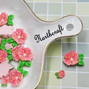 Cabochons de fleur de pêcher | Cabochons de fleurs | Adorables cabochons de fleurs | Cabochons de plantes | Cabochons de résine