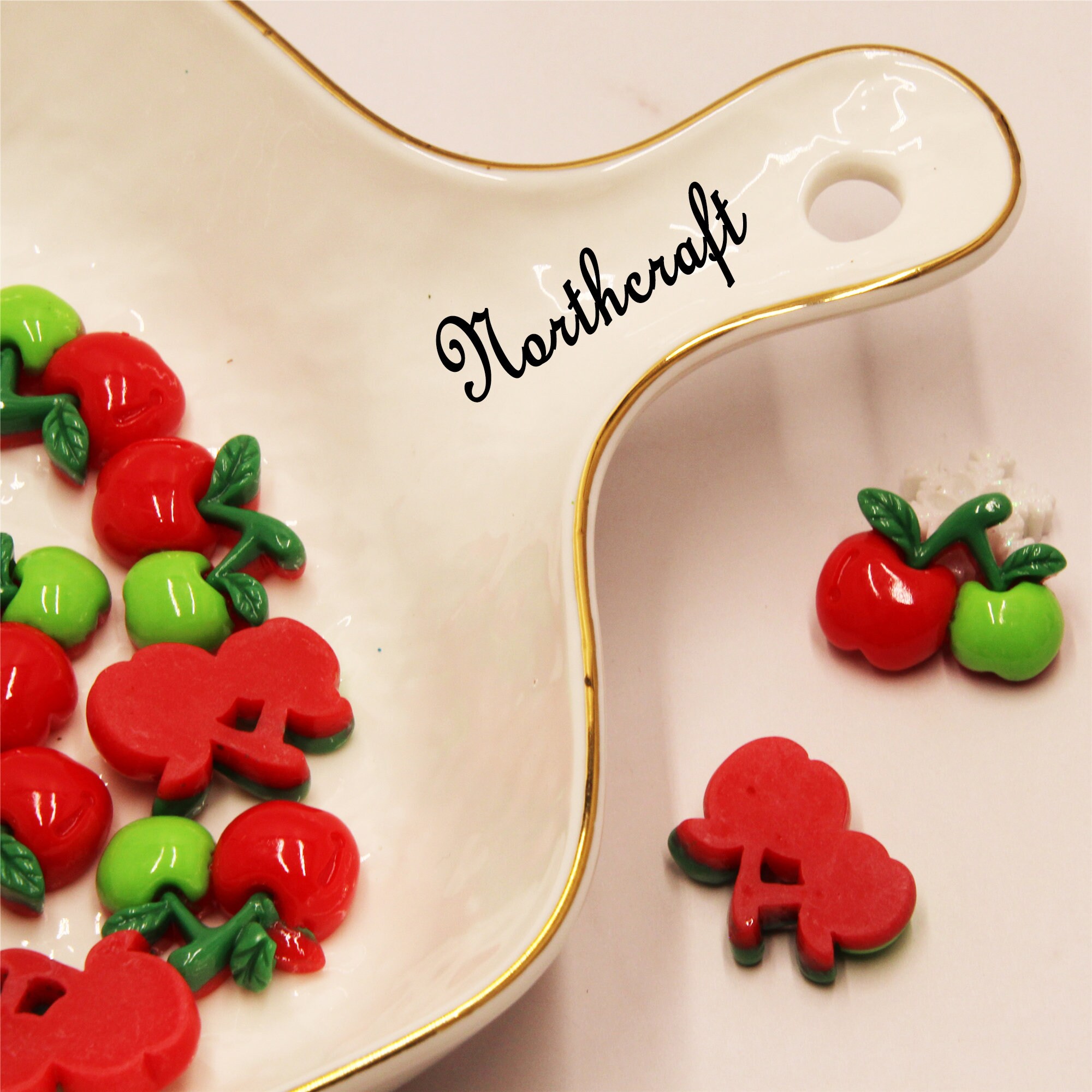 Cherry cabochons | Apple cabochons |Fruit cabochons |Cartoon cabochons |Resin cabochons