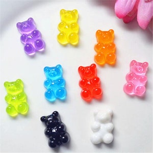 Pandahall 200Pcs Colorful Gummy Bear Cabochons with Glitter Powder Two Tone  Flatback Resin Bear Candy Beads Charms 18x11x8mm for Nail Art Decoration &  Jewelry Making (Mixed Color) Mixed Color-18x11x8mm-200Pcs