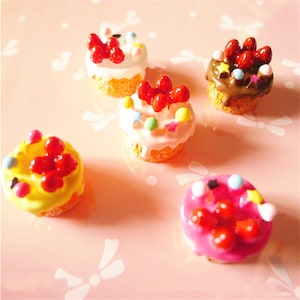 20 pièces gâteau aux fraises résine artisanat accessoires argile molle artisanat bricolage couture décoration résine art pour noeud vêtements