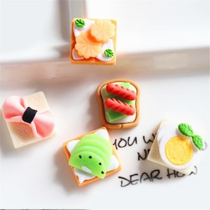 5/10/20 Stück Resin Wurst Spiegelei Kiwi Brot Cabochon Scrapbook kawaii DIY Verzierungen Zubehör