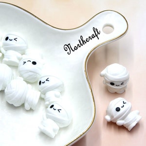 3D Weiße Mumien Cabochons |Mummy Cabochons | Comicfigur Cabochons | Halloween Cabochons | Kunstharz Cabochons