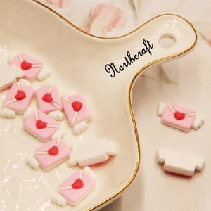 Liefde envelop cabochons | Vleugelenvelop cabochons | Envelop-cabochons | Lover-cabochons | Paar cabochons | Hars cabochons