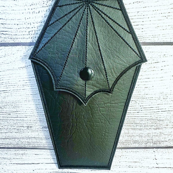 Goth Coffin Glasses Case, Gothic Glasses Case, Goth Accessories,  Eyeglasses Holder, Sun Glasses Holder, Witch Bat Sunglasses Goth Case