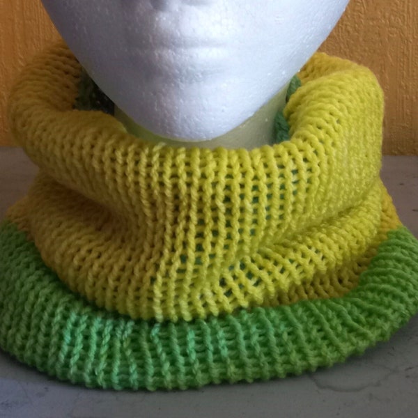Reversible wool neck warmer, artisanal creation, Elegance and Warmth for Winter, snoods, neck warmers, neck warmers, handmade,