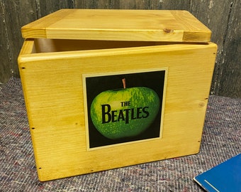 Vintage style record storage box 7 inch vinyl singles case BEETLES APPLE label