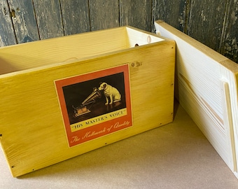 Vinyl records storage pine box with lid singles case 160 sleeves HMV Label