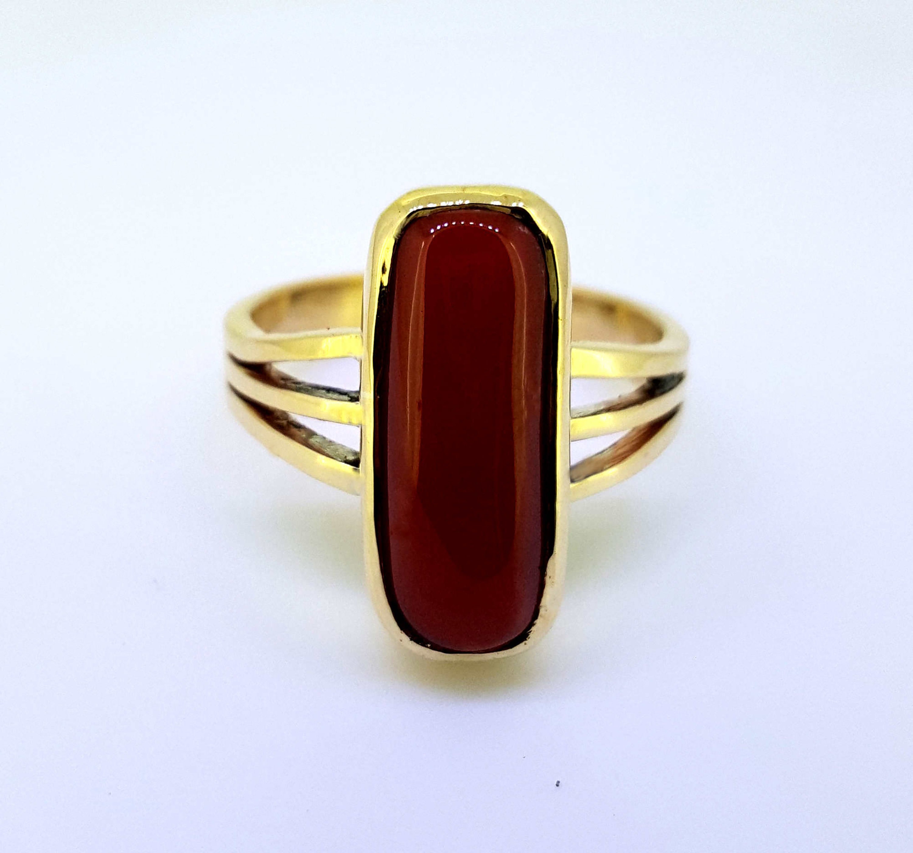 Amazon.com: Red Coral Munga Gemstone Ring Natural Triangle Gift Ring For  Loved Ones Munga Gemstone Gold Plated Ring March Birthstone Gemstone Ring  For Unisex By JEWELS HUB, Red & Gold: Clothing, Shoes