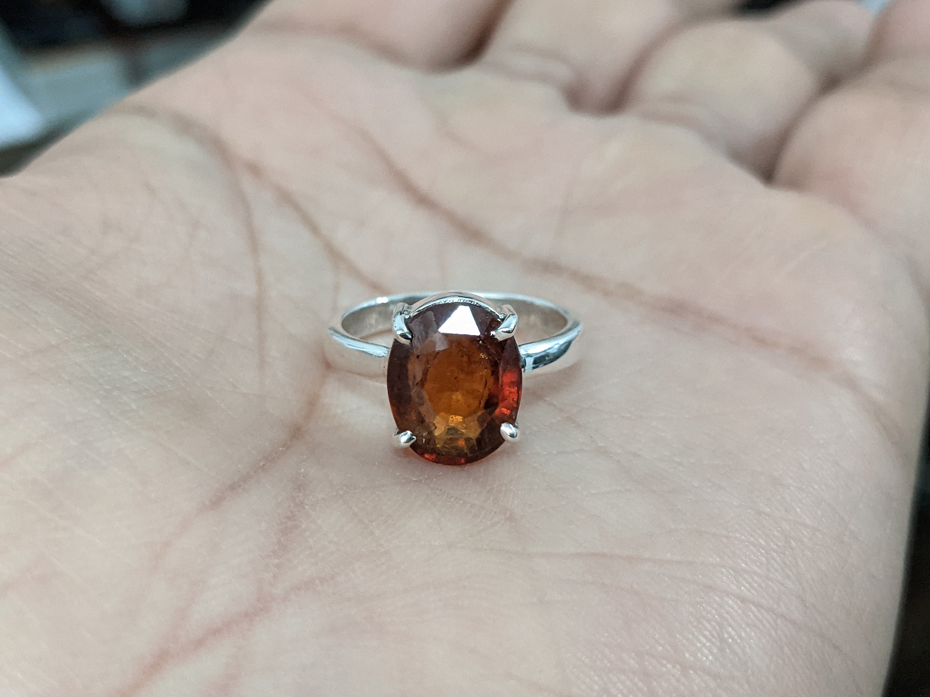 Amazon.com: 6.50 CARAT Gomedhikam 100% Natural Hessonite Ceylon Gomed Stone  with Lab Certified hessonite Garnet Silver Ring By Kartik Gems : Clothing,  Shoes & Jewelry