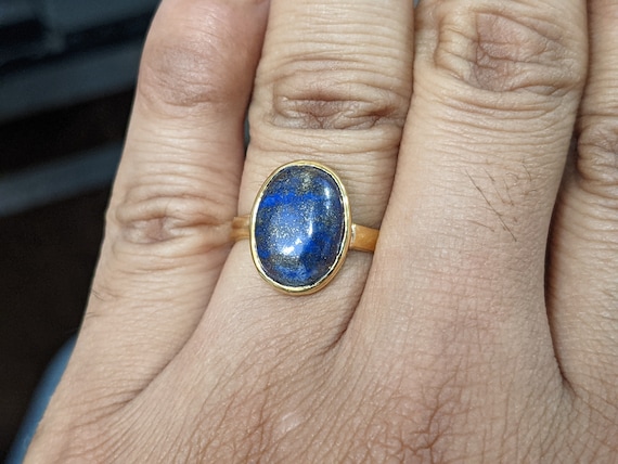 Divya Shakti Blue Sapphire / Nilam / Neelam Gemstone 22k Pure Gold Ring  Natural AAA Quality - Divya Shakti Online