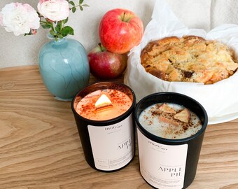 Apple Pie - Scented Soy Wax Candle | Baked Apple Smell | Natural Top Decor | Handmade | Vegan + Eco | Birthday Gift | 8 oz.