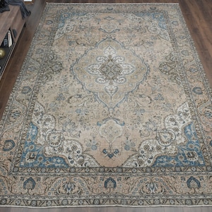 9&#39;4x13&#39;4 Oversized Vintage Turkish Rug: Faded Orange and Blue