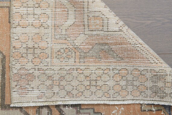 手作りのオレンジ色のトルコ絨毯 - ヴィンテージの花柄ウシャク絨毯（4