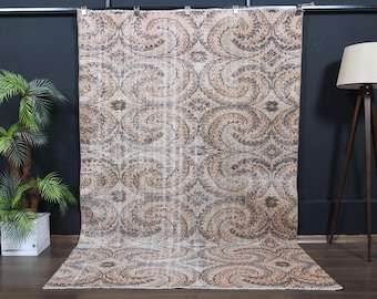 Living Room Rug, Vintage Anatolian Rug, 5.9x8.8 ft, Beige Gray Geometric Farmhouse