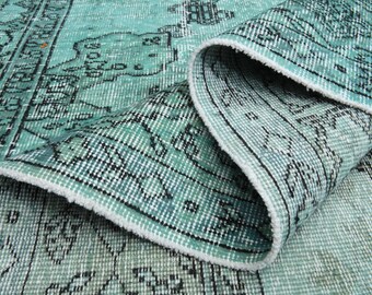 Oversized Green Turkish Rug: Vintage Hand-Knotted Area Rug (7'3x10'7 ft)