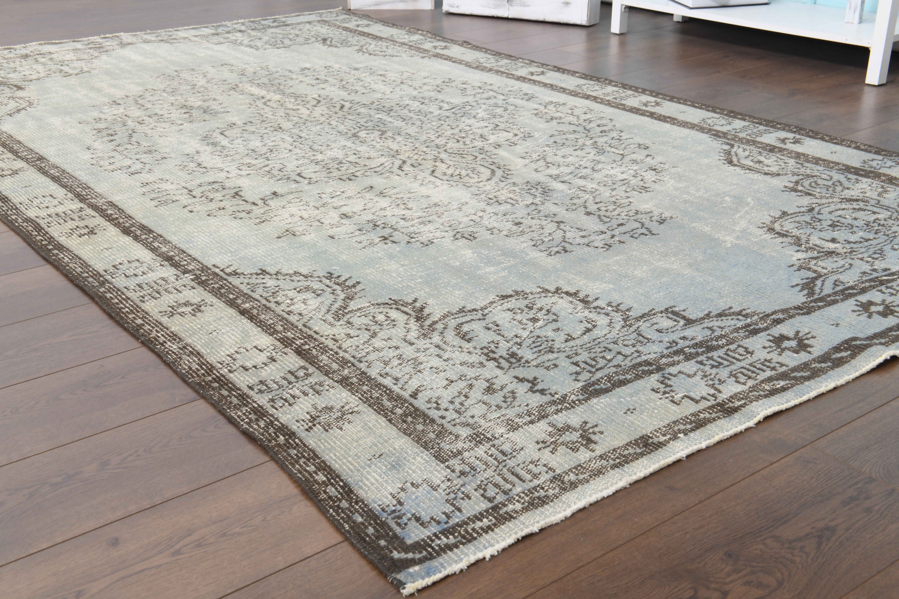 色褪せたトルコ絨毯 6x9：ヴィンテージハンドメイド花柄ラグ - Etsy 日本