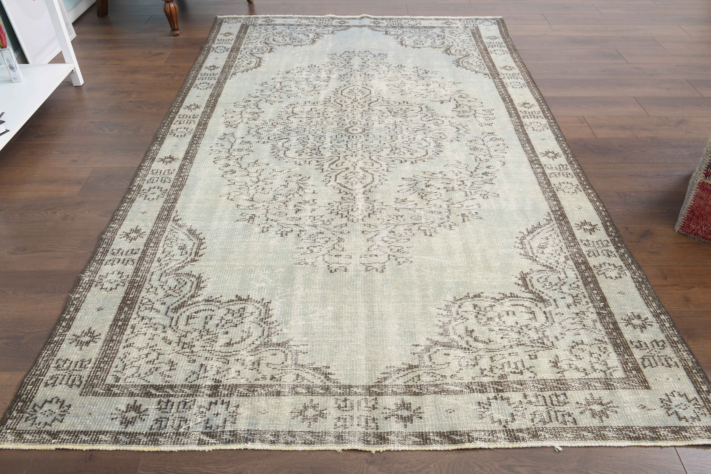 色褪せたトルコ絨毯 6x9：ヴィンテージハンドメイド花柄ラグ - Etsy 日本