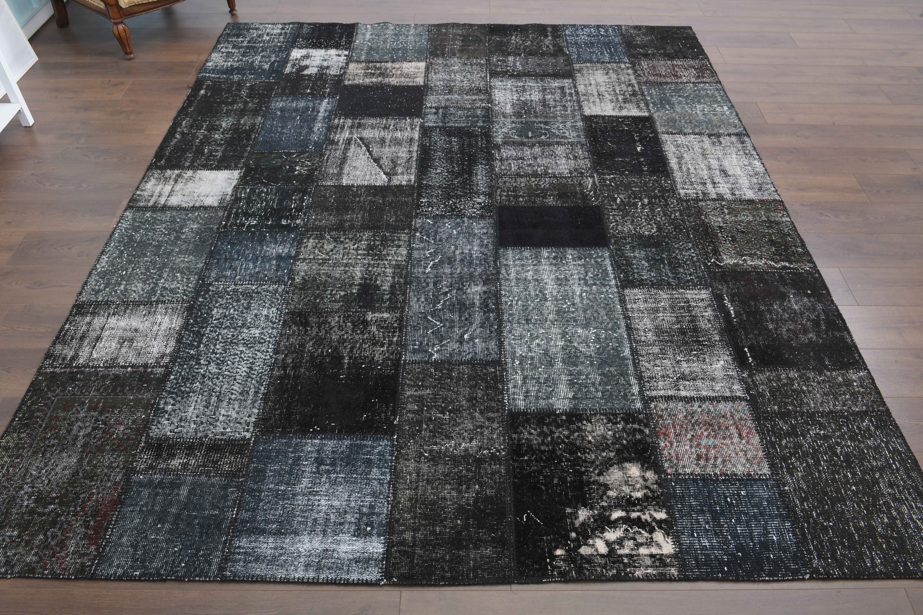 ブラックパッチワークトルコラグ：ヴィンテージハンドメイドエリアラグ