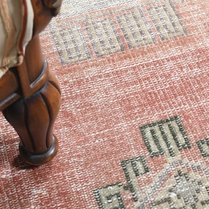 Pink Turkish Oushak Rug: Small Vintage Rug, Hand-Knotted (2'4x3 ft)