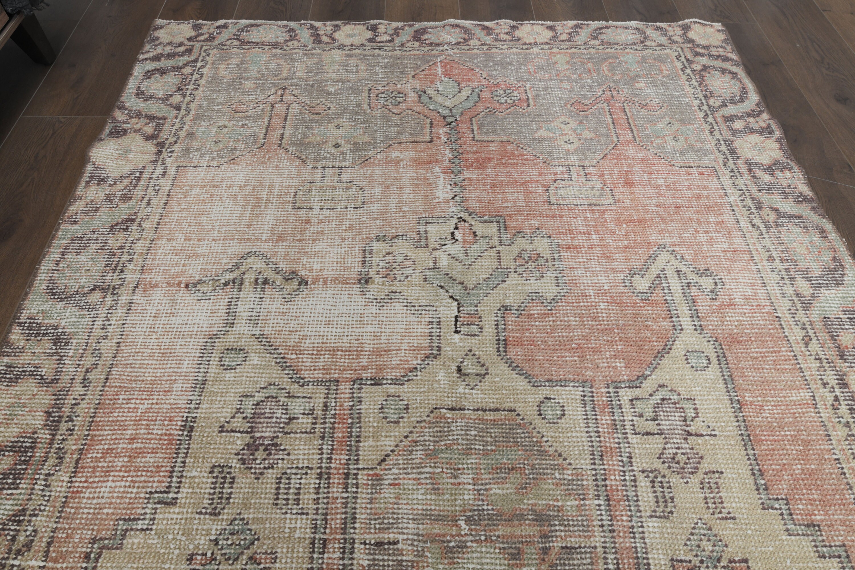 色あせたピンクパープルのヴィンテージトルコランナーラグ 4.6x8.4