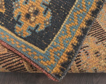 ヴィンテージ トルコ製ランナーラグ：オレンジのパッチワーク、幾何学