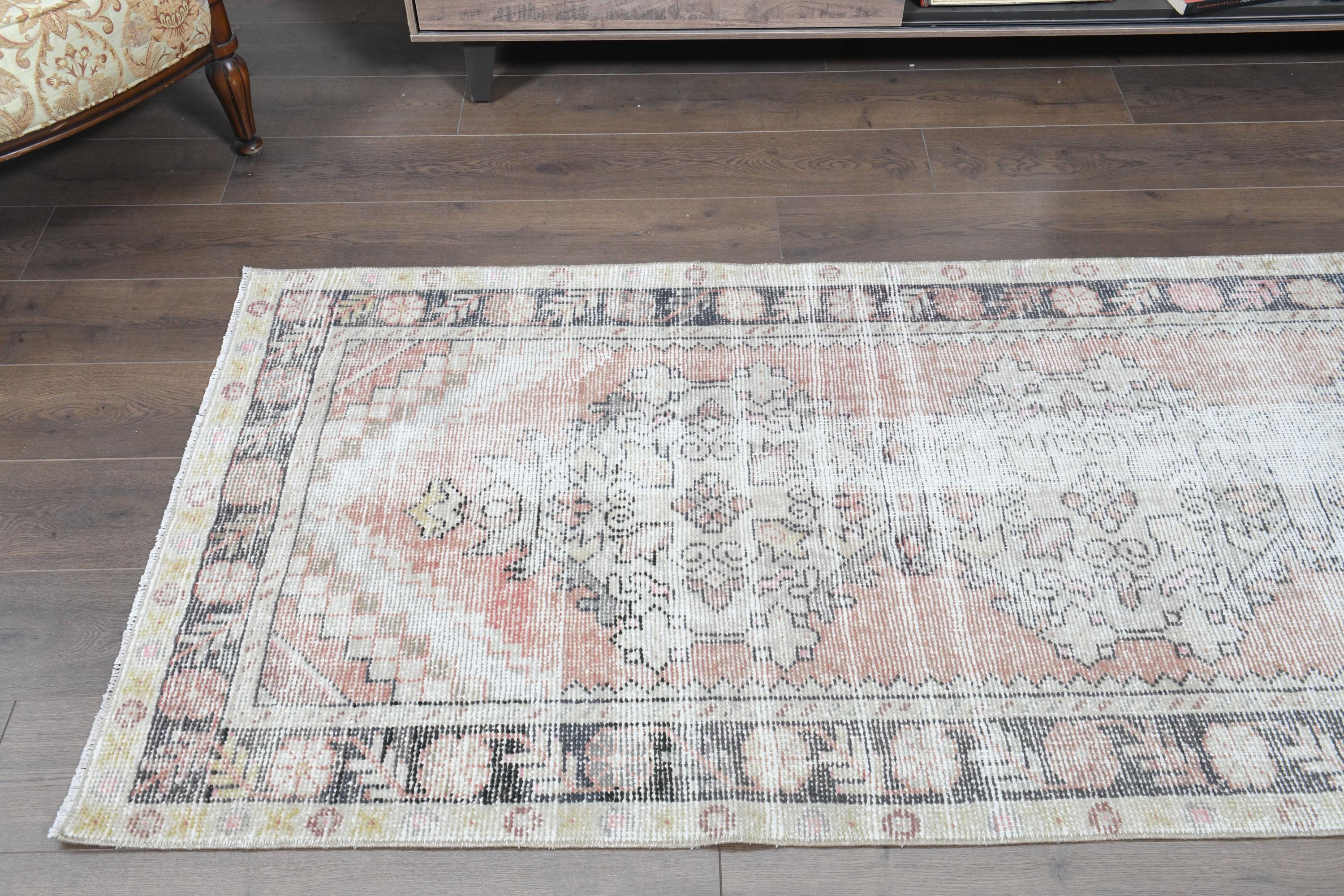 ロング✳︎54.5×208 淡ピンク　メダリオン　ランナー　トルコヴィンテージラグ ピンクのトルコ製ランナーラグ：ヴィンテージ風ファームハウススタイル