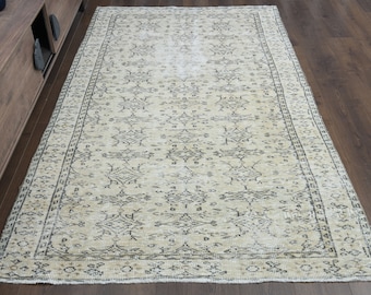 Beżowy turecki dywan 5x8: Dywan vintage Oushak, ręcznie robiony