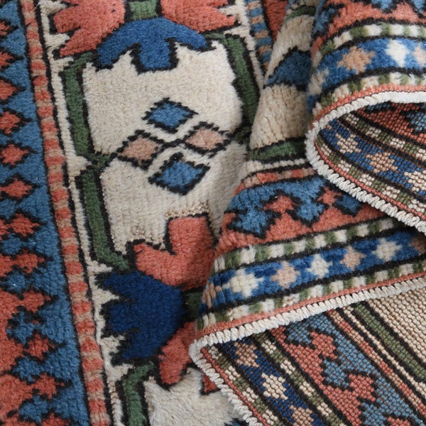 Alfombra turca colorida, roja y azul, decoración moderna vintage para el hogar (1,88 m x 2,63 m)