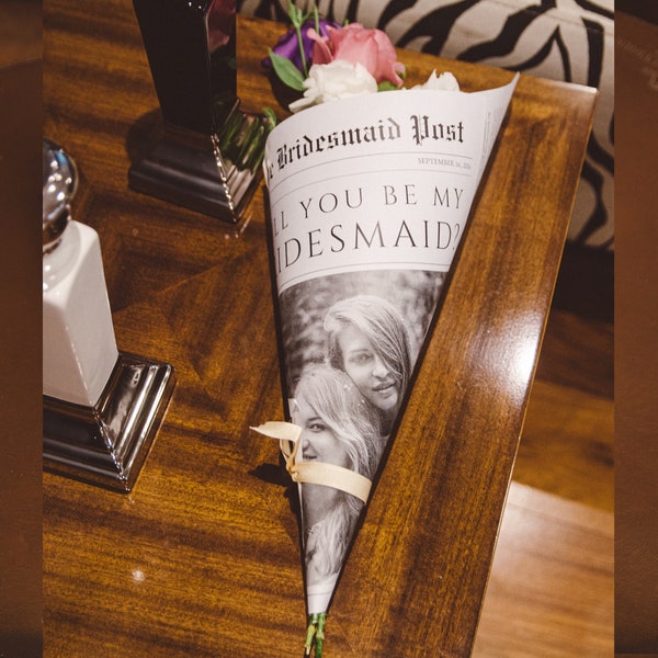 Bridesmaid Proposal Newspaper Bouquet, Bridesmaid Newspaper Flower Wrap, Bridesmaid Proposal Newspaper Flower Bouquet, Canva Newspaper, 003