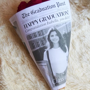 Abschluss Zeitung Blumenstrauß Wrap Vorlage (digitaler Download), Senior Geschenk für sie, 006 Bild 14
