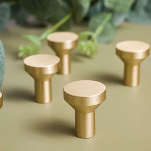 Matt Black Drawer Knobs,Circular Cabinet Knobs,Gold Kitchen Knobs,Minimalist Round Pulls, Tapered Knobs, Black Replacement Dresser Pulls