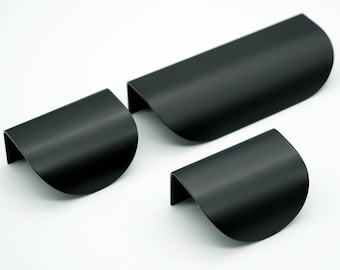 Matowe czarne mosiężne uchwyty do szafek: minimalistyczne uchwyty do szuflad