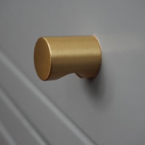 Cylinder Pulls,Circular Knobs,Round Drawer Pulls,Brass Circle Cabinet Knobs,Solid Brass Handles,Wardrobe Knobs,Closet Knob, Simple Pulls