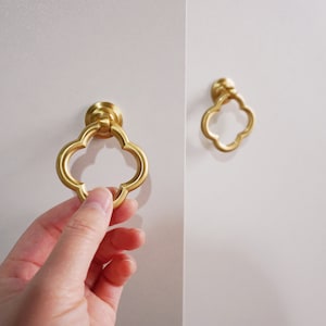 Brass Ring,Pull Ring,Vintage Ring-pulls,Solid Brass Pulls,Flower Pattern Pulls,Ancient Handles,Cabinet Pull,Drop Ring,Wardrobe Loop Pulls