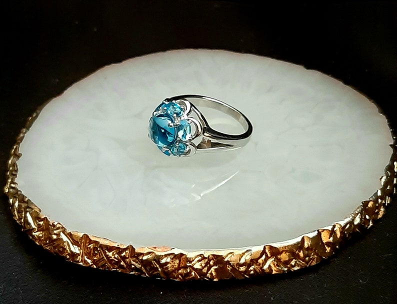 Natural Topaz Gemstone Ring Solid Sterling Silver 925 Size 8 US.