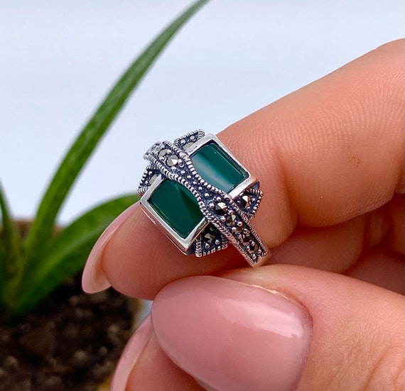 Bague en onyx vert naturel et marcassite, argent sterling 925