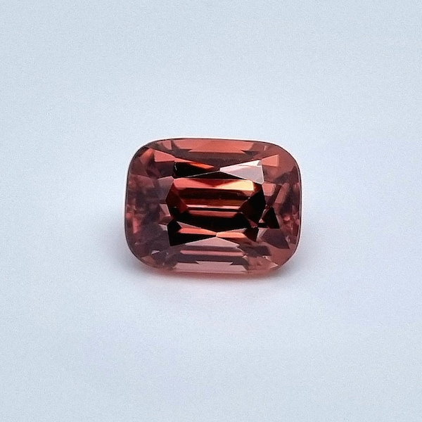 Pierre précieuse de zircon naturel certifiée de 4,06 ct, taille coussin, Sri Lanka