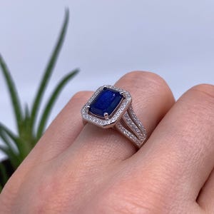 Sapphire Blue natural gemstone Ring, silver 925, gold plated, 7US