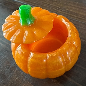 Resin pumpkin