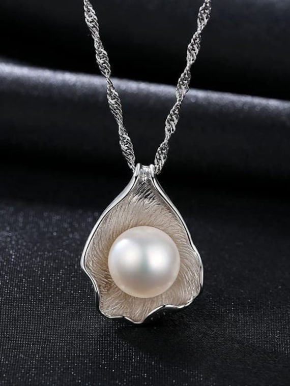Freshwater pearl pendant best sale silver