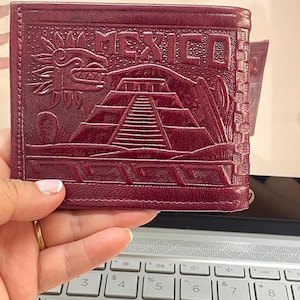 Cartera para hombre de piel negra y marrón hecha a mano en México