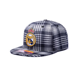 Official Real Madrid Snapback Hat - Adjustable Dad Cap With Embroidered Logo (White) - View #13