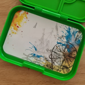 Snack Box Insert Compass
