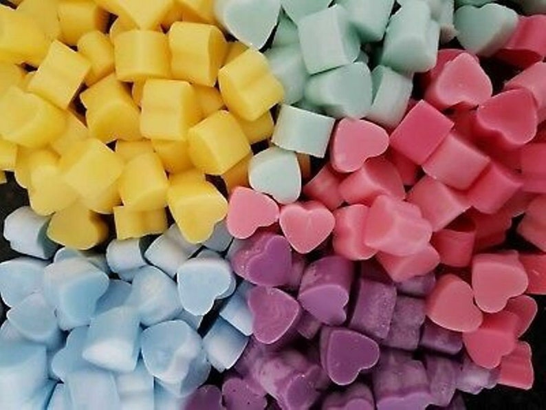 10 - 25 - 50 - 100 Highly Fragranced Mini Heart Shaped Soy Wax Melts. Great for Home and Wedding Favours Highly Scented  FREE P&P 