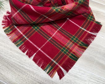 Bandana natalizia in flanella a quadri per cani - Sciarpa natalizia per animali domestici, accessorio invernale per cani, regalo fatto a mano per cani, bandana personalizzata per cani