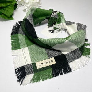 Green Plaid dog Bandana- Flannel dog bandana  - Frayed - Personalized Dog Bandana- Custom Name Tag - Christmas Dog Bandana, Green Plaid