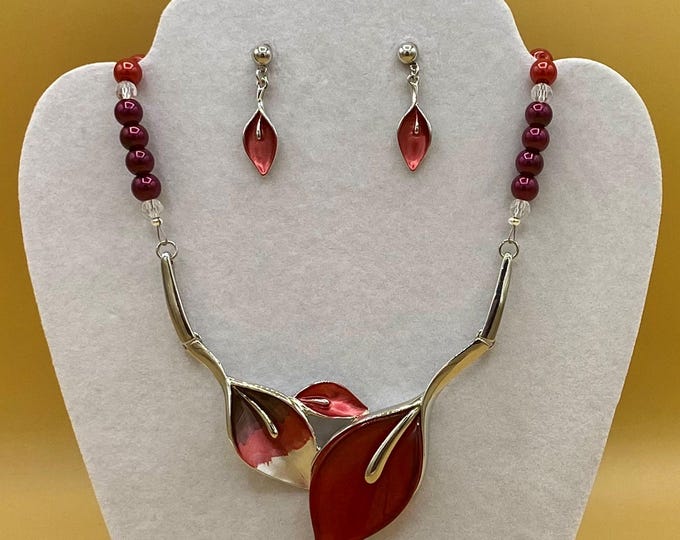 Red Burgundy Glass Leaf Bib Necklace & Earrings Set: Magnetic Clasp