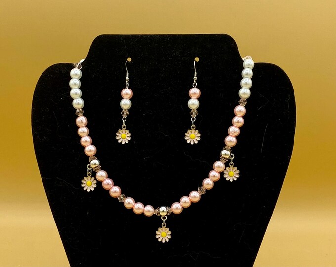 Pink Daisy Necklace & Earring Set