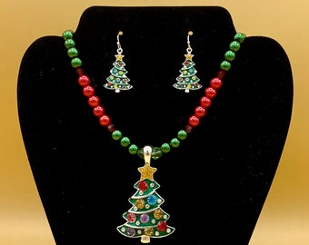 Christmas Tree Necklace and Earring Set Plus Size Including Matching Bracelet